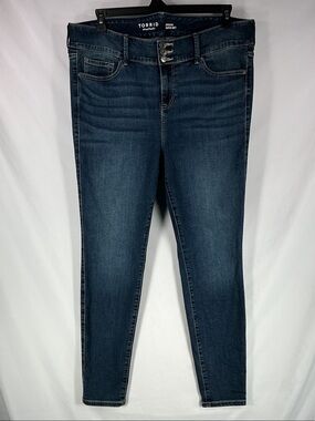 Torrid High Rise Skinny Jeggings Medium Wash Stretch Jeans Size 18 Tall 18T
